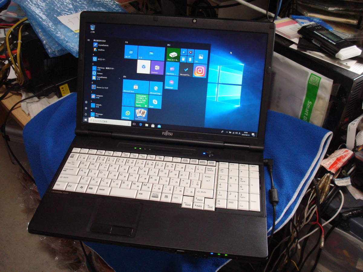 Windows 10 Intel 第２世代CPU B730 1.8GHz メモリ4GB HD320GB 15.6インチLEDパネル LIFEBOOK A552/EX 送料無料