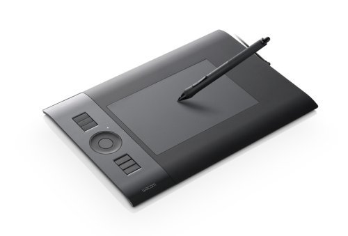 Wacom プロフェッショナルペンタブレット Sサイズ 紙とペンに迫る書き味 Intuos4 PTK-440/K0(中古品)　(shin