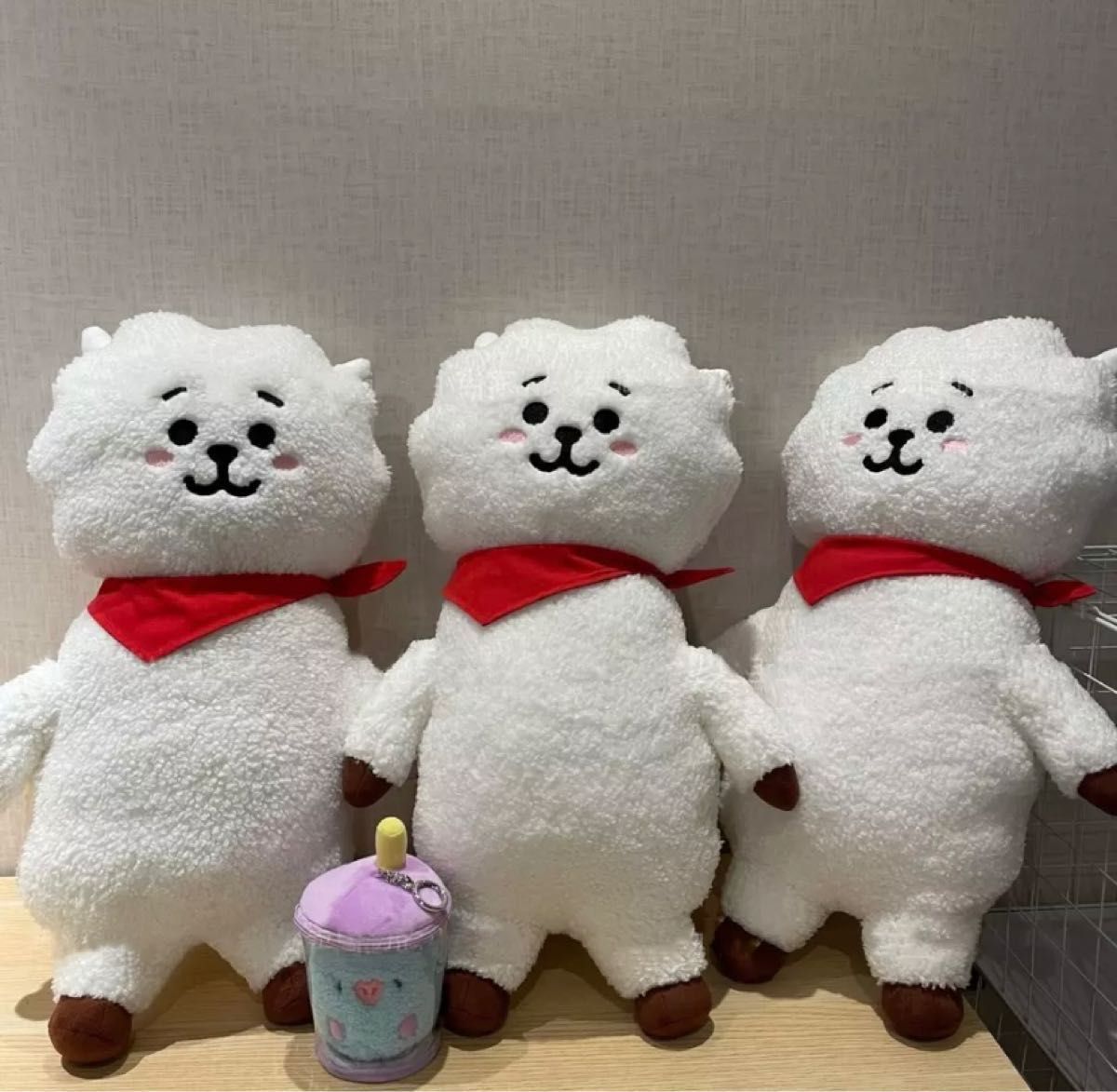 値下げ！海外限定品!BTS♪BT21♪RJ！スタンディングドール！PLUSH DOLL♪