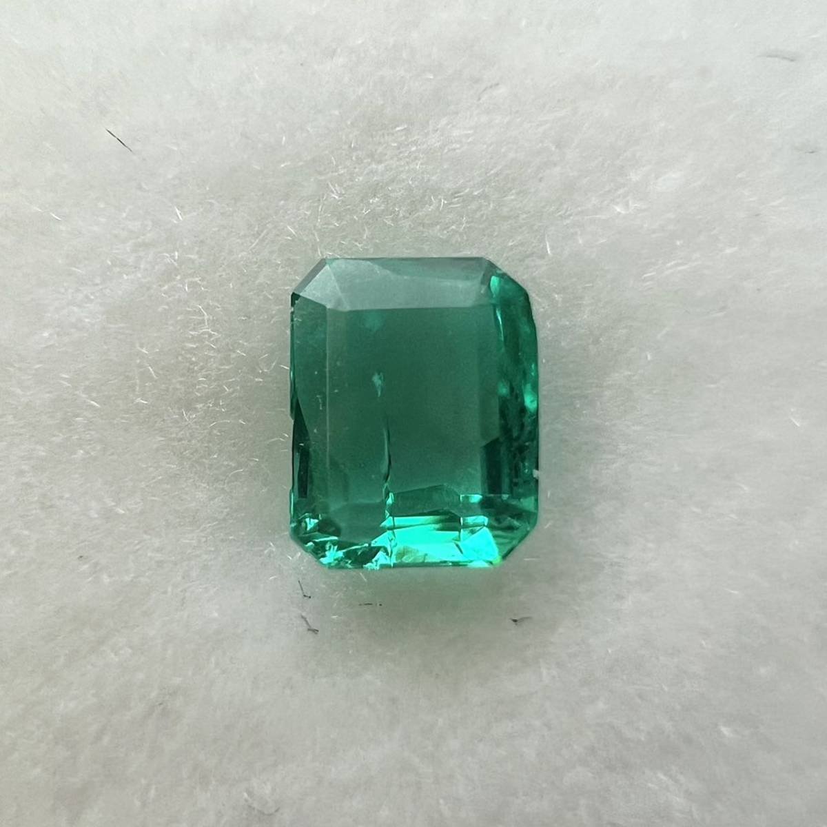 日本未入荷 エメラルド ルース 0.28ct スクエア エメラルド - www