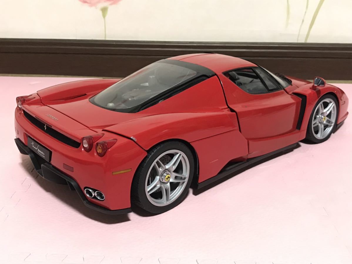 送料無料　1/10 デアゴスティーニ エンツォ フェラーリをつくる　大きなミニカー　DeAGOSTINI ENZO FERRARI スーパーカー