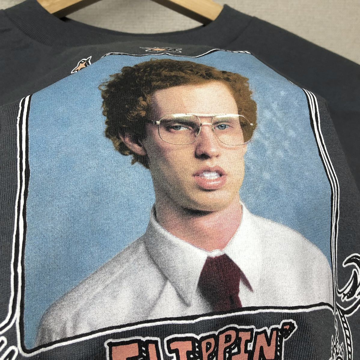 新品未使用 00s Napoleon Dynamite ナポレオンダイナマイト バス男 Tシャツ 映画 ムービー L グレー_画像3