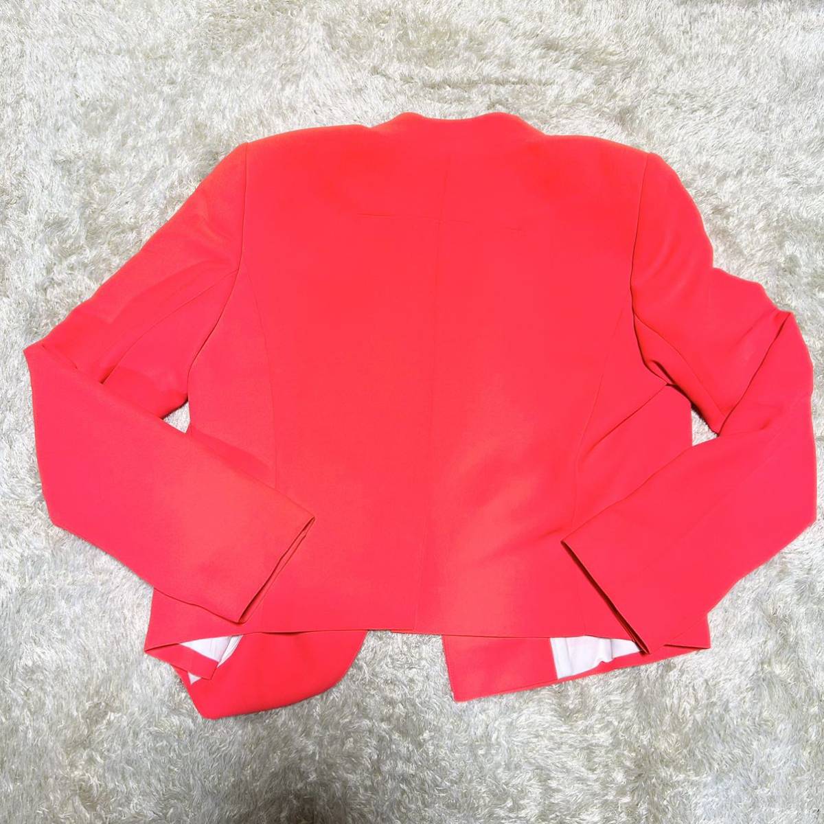 【未使用タグ付き】TARA JARMON タラジャーモン テーラードジャケット 42サイズ 赤