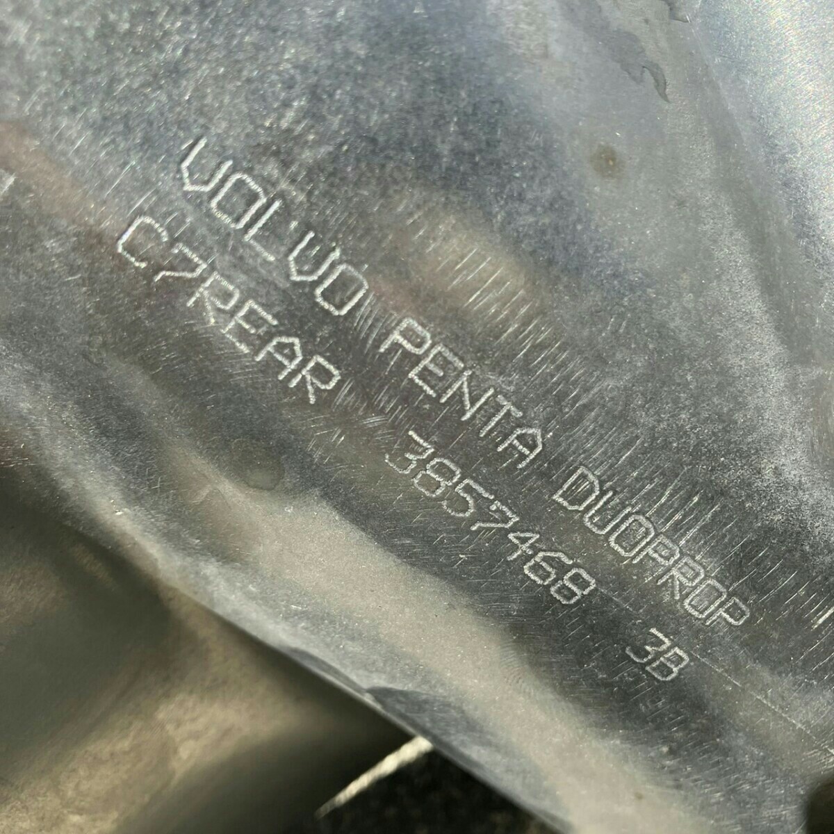 33000円 Volvo Penta ボルボペンタ ステンレスプロペラ C7 前後 33000円 Volvo Penta ボルボペンタ ステンレスプロペラ C7 前後