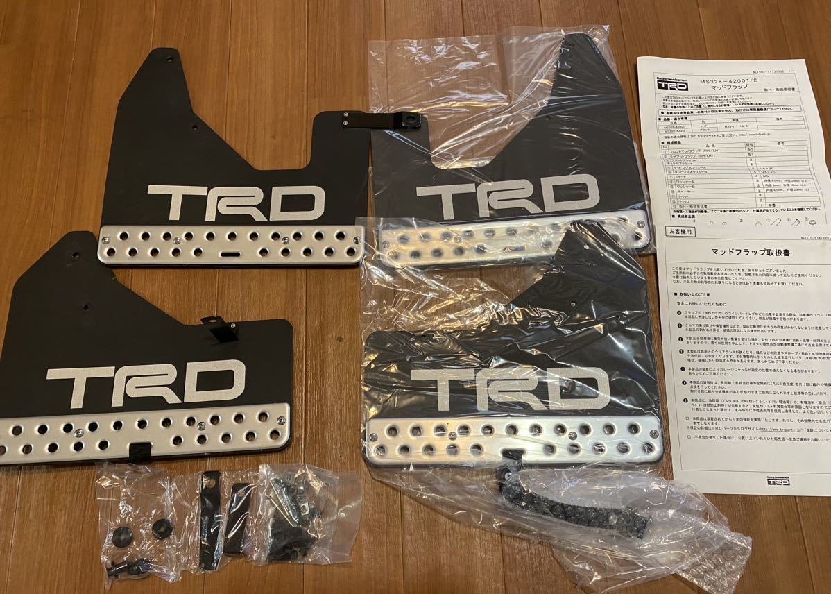 RAV4 TRD マッドフラップ マッドガード 中古 片側未使用|Yahoo RAV4 TRD マッドフラップ マッドガード 中古 片側未使用|Yahoo
