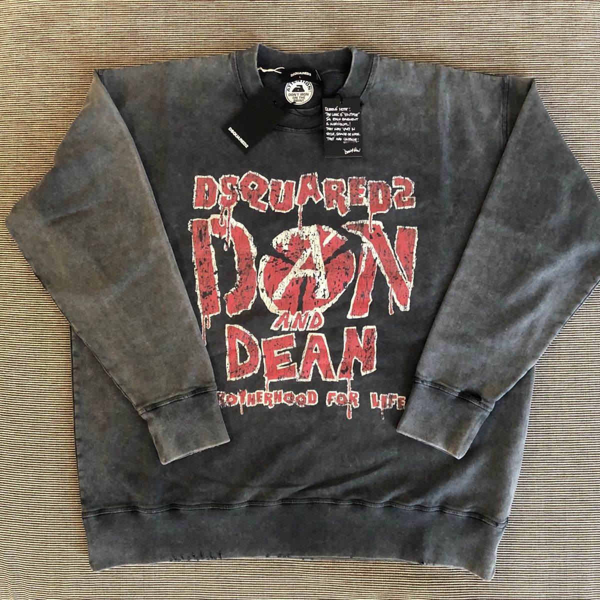 希少・新品】ディースクエアード スウェット トレーナー DSQUARED2