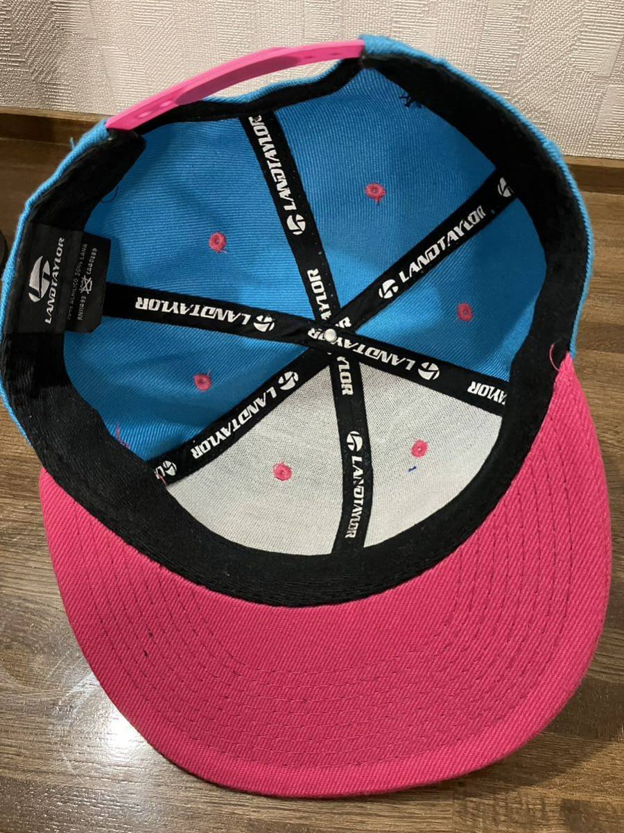 キャップ 帽子　メンズ　レディース　青　ピンク　ビッグロゴ　ロゴ　ツートンカラー　キャップ帽子 スナップバック　OFF ランドテイラー_画像6