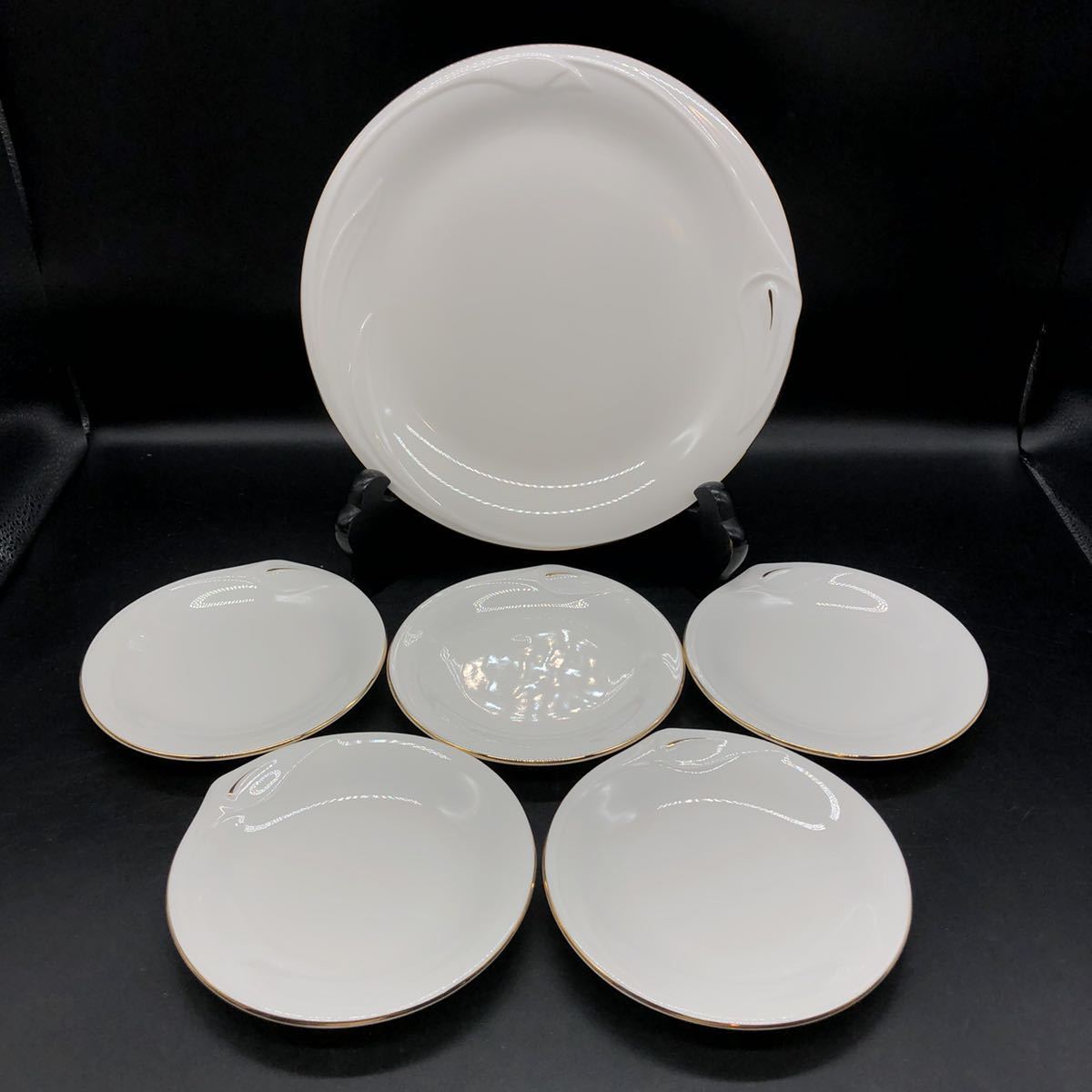 大皿1枚&小皿5枚セット　食器　たち吉 RICHFIELD ヴァンセーヌ ベリーセット プレート 皿　　白陶磁器　Y22_画像2