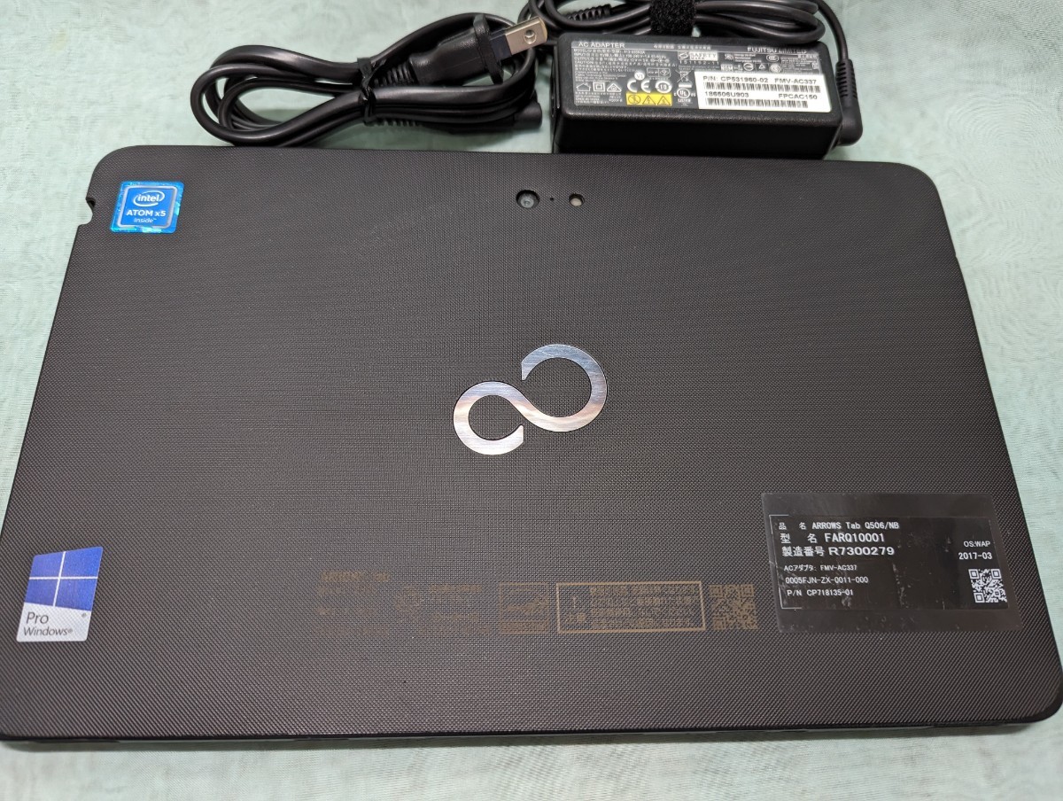 Fujitsuタブレット ARROWS Tab Q506/NB(Windows 10) /64GB Fujitsuタブレット ARROWS Tab Q506/NB(Windows 10) /64GB