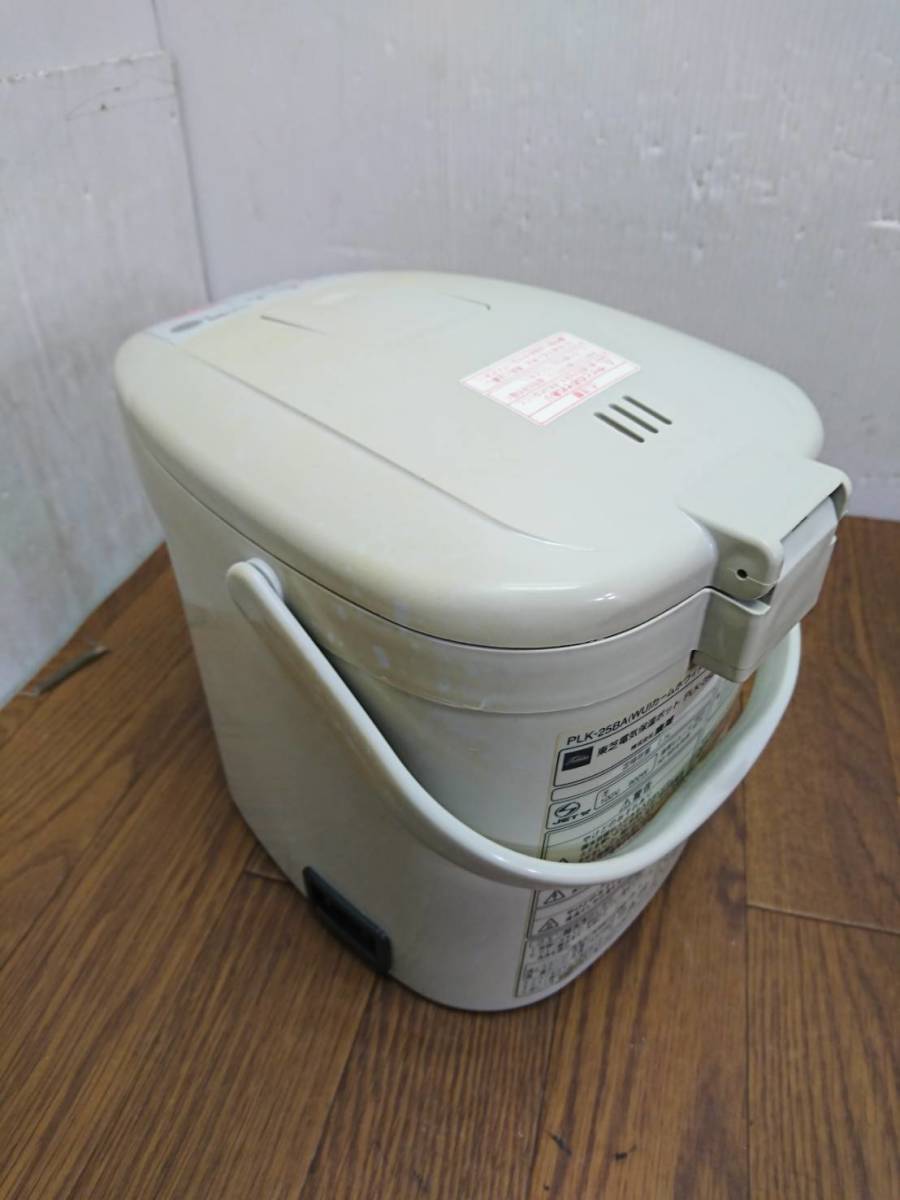 送料無料D56452 TOSHIBA 東芝電気保温ポット PLK-25BA 定格容量 2.5L_画像3