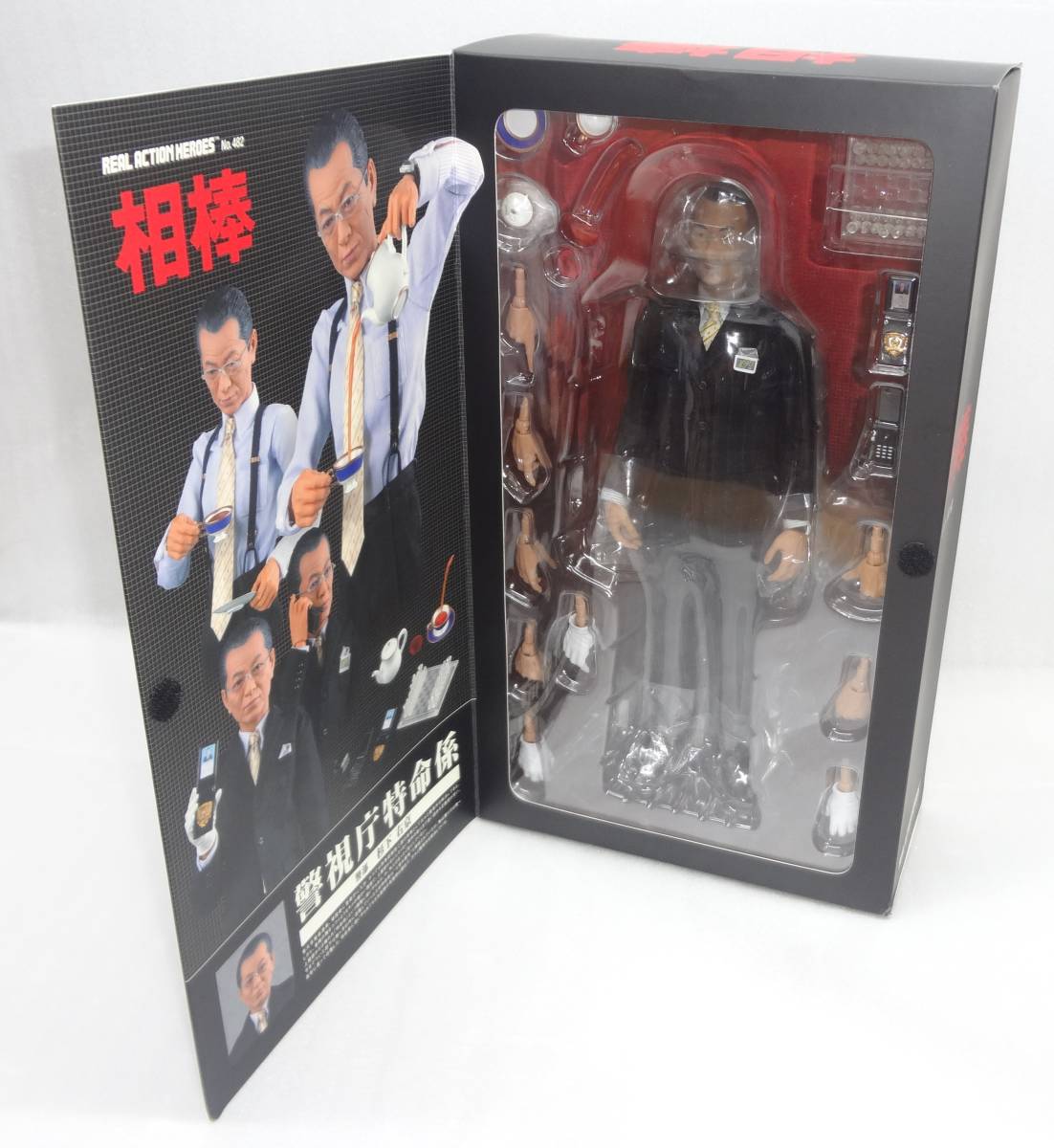 RAH 1/6 杉下右京 相棒 REAL ACTION HEROS リアルアクションヒーローズ メディコムトイ_画像2