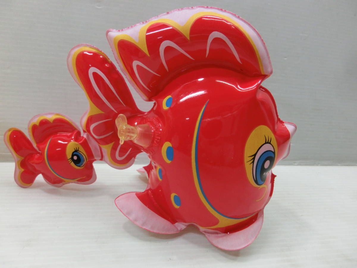昭和レトロ.空ビ.空気ビニール人形.鈴入☆親子『アヒル』『金魚 昭和レトロ.空ビ.空気ビニール人形.鈴入☆親子『アヒル』『金魚