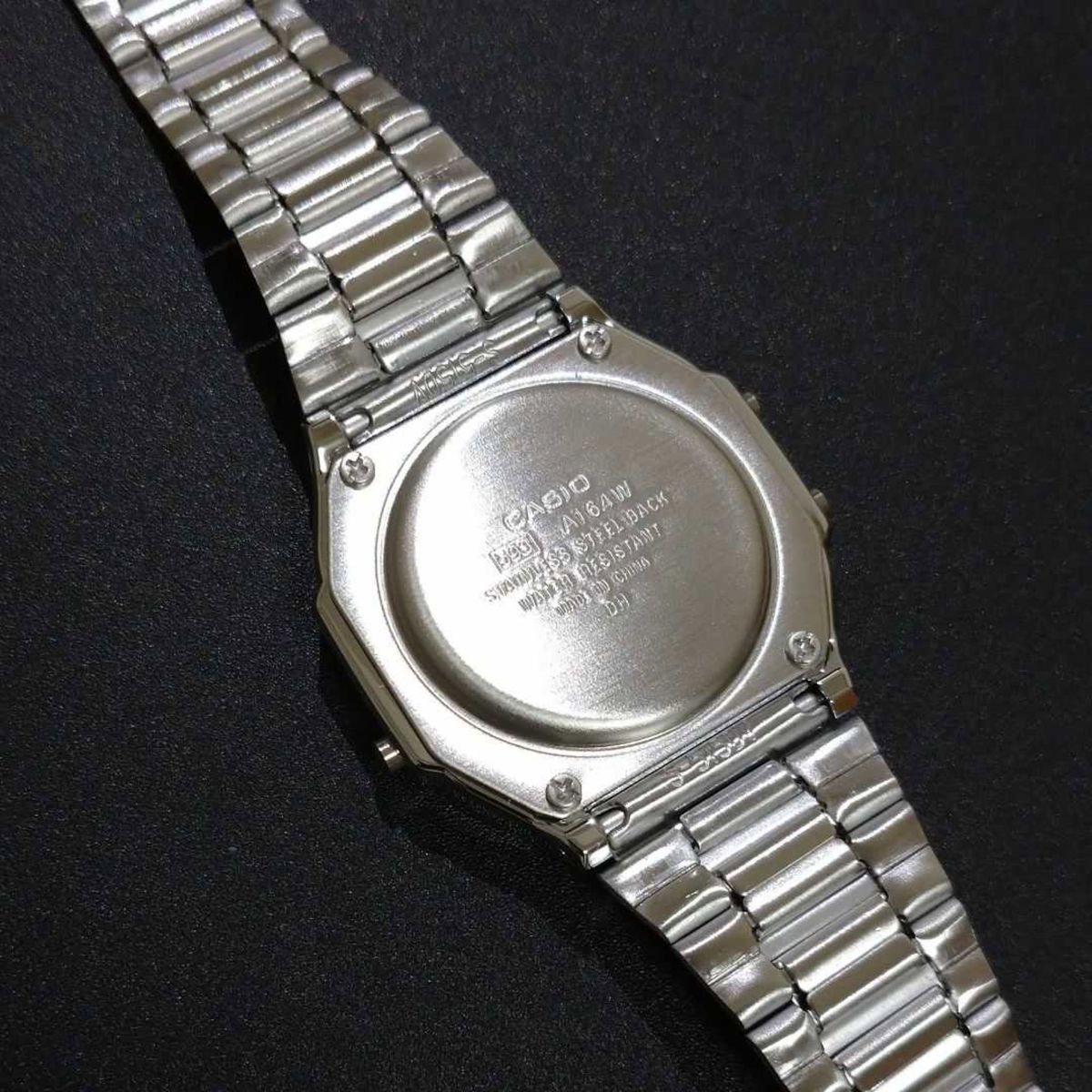 【新品未開封】カシオ デジタル 腕時計 ステンレス　チープカシオ　レトロモデル