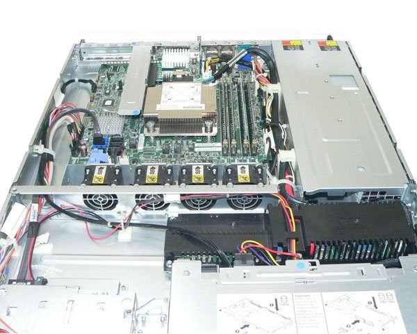 【JUNK】IBM System x3250 M4 2583-PAY Xeon E3-1220 V2 3.1GHz  память  12GB HDD 300GB×1 (SAS 2.5 дюймов ) DVD мульти 