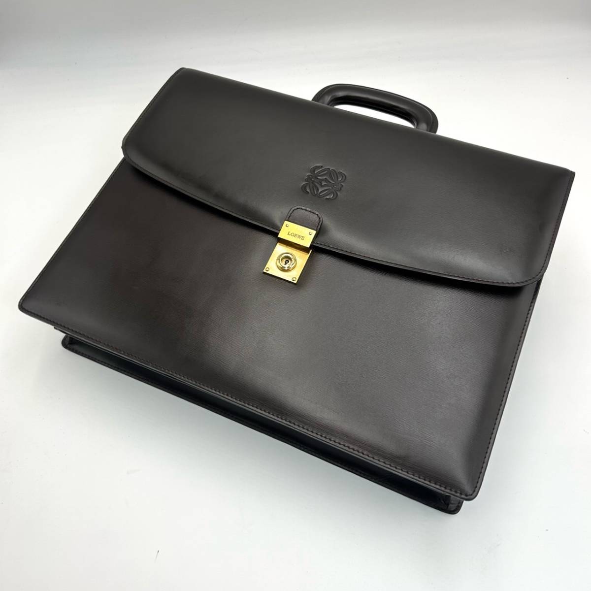 まとめ買い】 アナグラム ロエベ LOEWE 【美品】B911 レザー ダーク