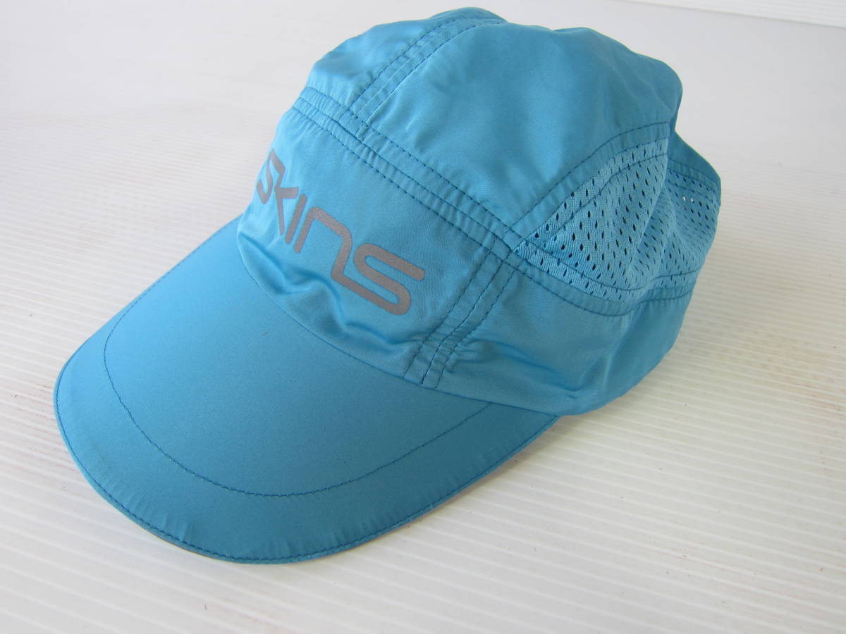 新品◆スキンズSKINS キャップ 高通気 吸水速乾 UVケア フリー 帽子 ブルー青 ランニング ジョギング マラソン ゴルフ テニス / M L XL_画像1