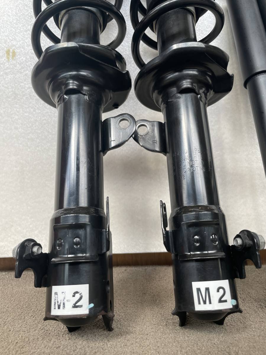 低走行 MR31S ハスラー 純正サスペンション1台分 走行距離10 815 低走行 MR31S ハスラー 純正サスペンション1台分 走行距離10 815