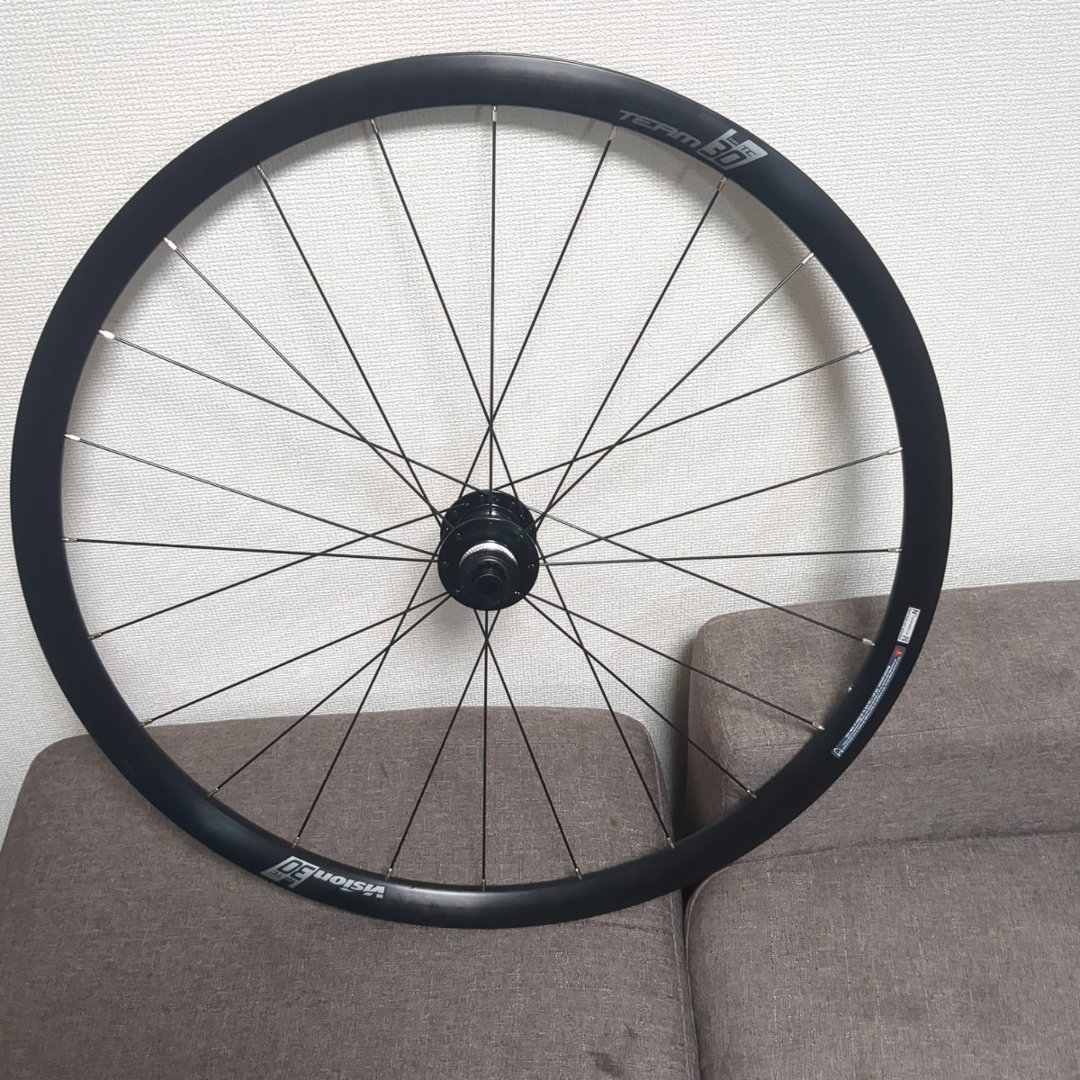 ラウンド Vision Team ディスクブレーキ disc用ホイール 30TC 27インチ