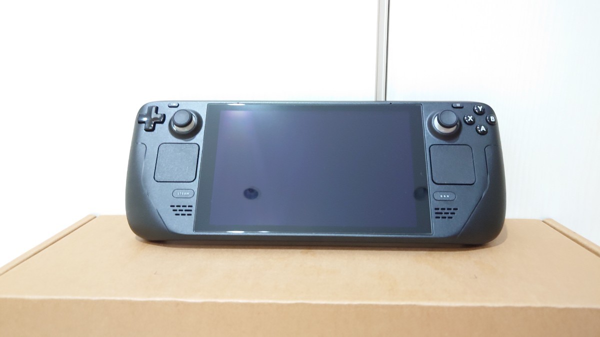 中古・極上品・送料無料】VALVE Steam Deck スチームデック 64GB