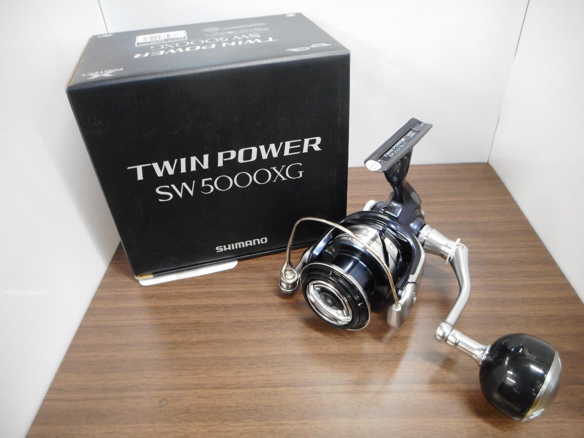 3♪９１４０ 新品【シマノ】２１ツインパワーＳＷ ５０００ＸＧ スピニングリール【小樽店】♪の画像1