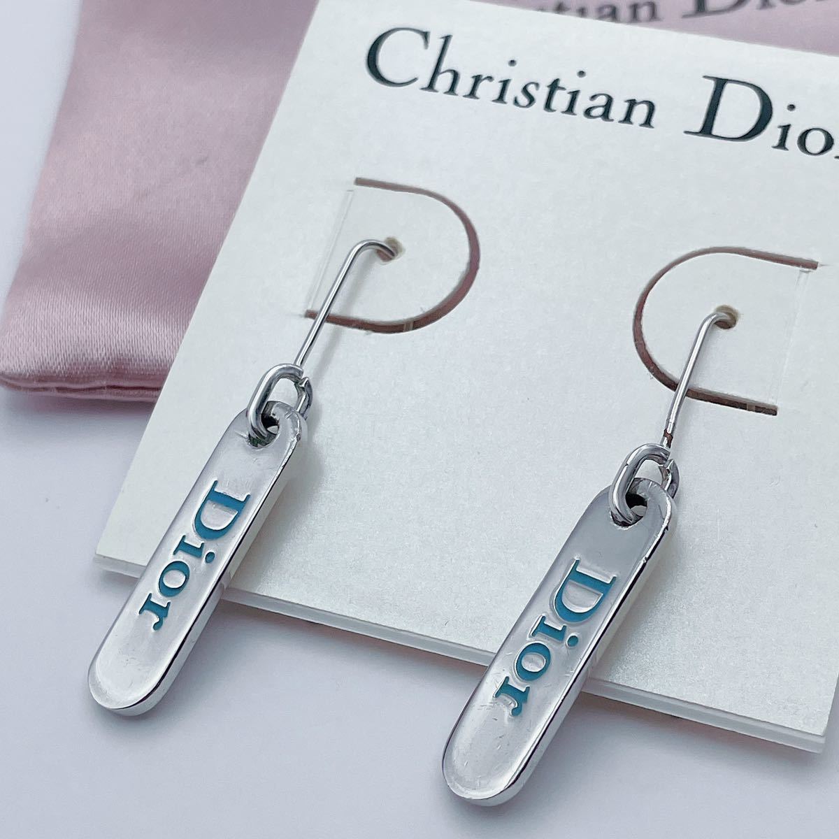 信頼】 【極美品】Christian Dior ピアス フック シルバー ロゴ ピアス