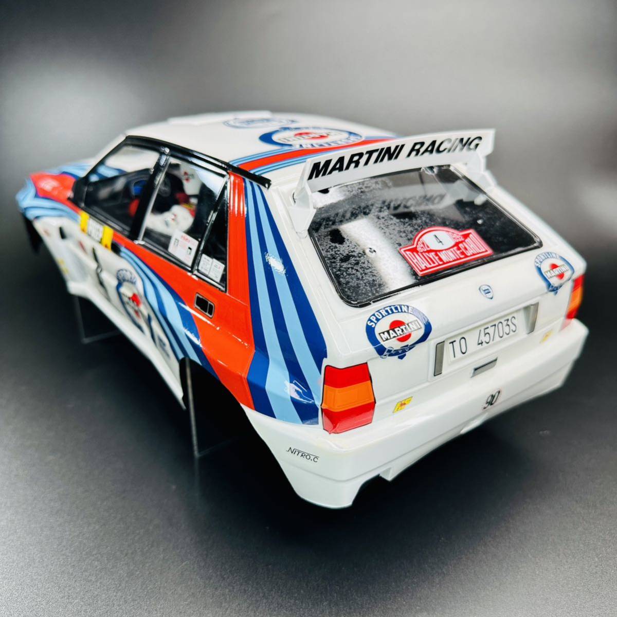 新品・未走行】タミヤ『ランチア デルタ 』ボディ(ドライバー 新品・未走行】タミヤ『ランチア デルタ 』ボディ(ドライバー