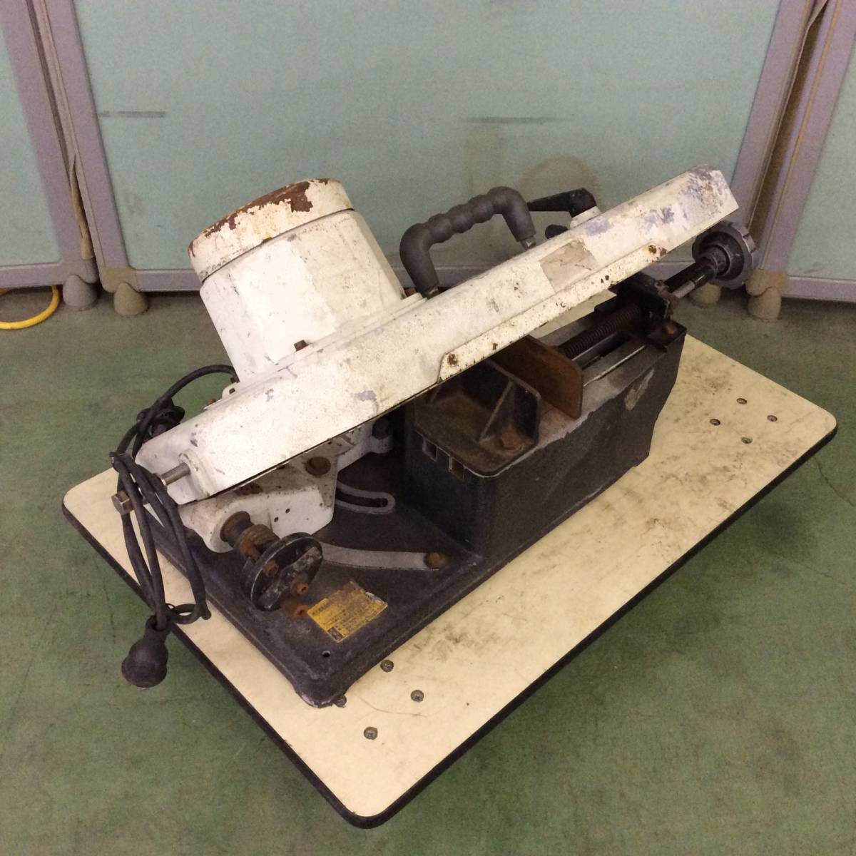 ◎【RH-6328】中古品 IKURATOOLS イクラツールズ バンドソーカッター