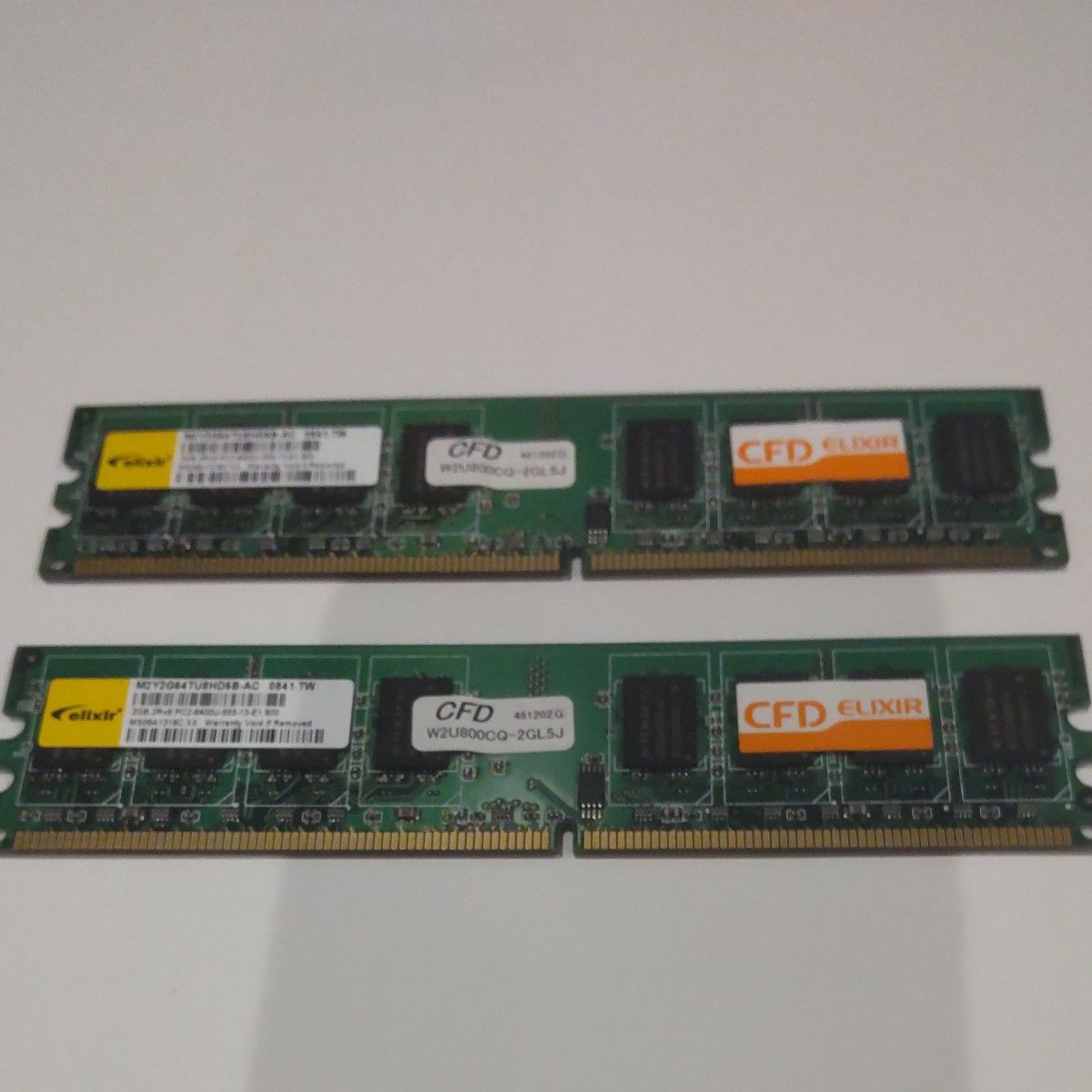 elixir DDR2 PC2-6400 2GB×2枚
