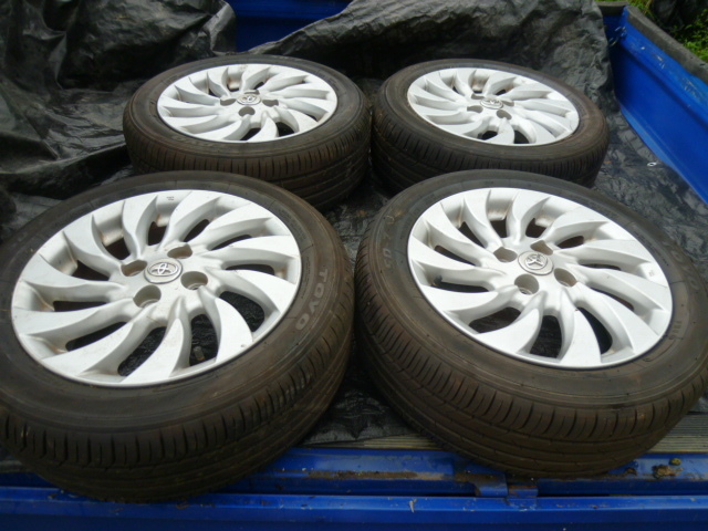 185/55R15 トヨタbB純正ホイール タイヤ４本セット　TOYOタイヤ_画像1