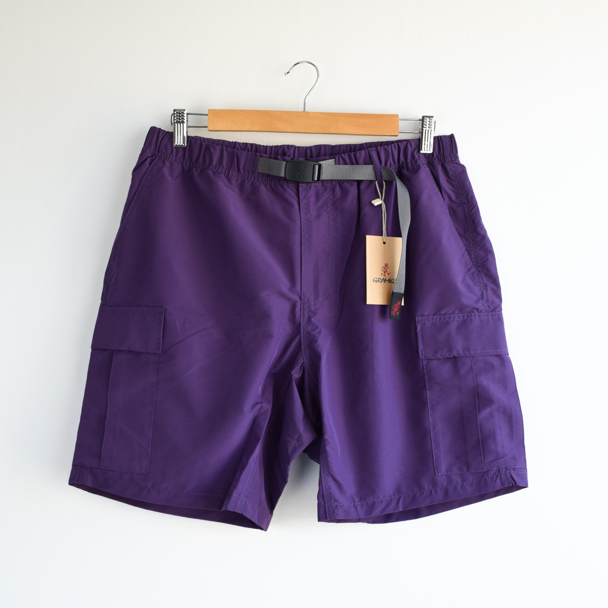 新品 GRAMICCI グラミチ SHELL CARGO SHORTS シェル カーゴ ショーツ ハーフ パンツ　XL　管理番号F665Q693　パープル