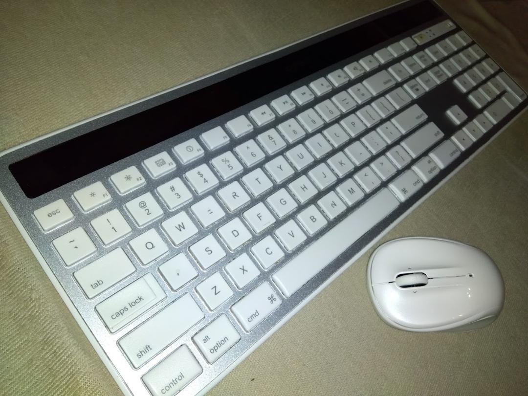 Logitech K750 for Mac ＆ Logicool M325t　ワイヤレスソーラーキーボード　Macキー配列モデル [並行輸入品]_画像1