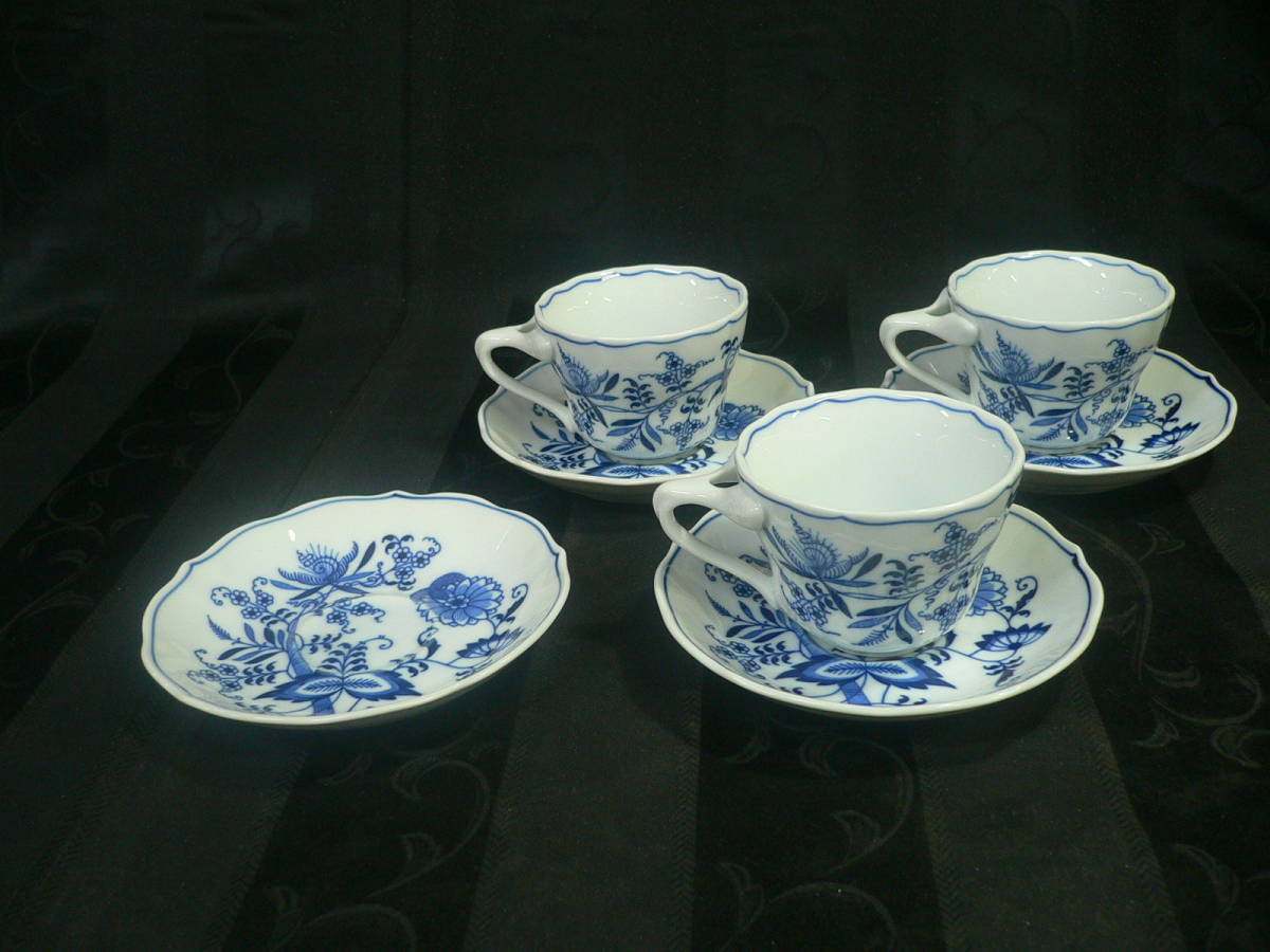 【Blue Danube カップ＆ソーサー】ブルーダニューブ カップ 3個 ソーサー 4枚 花柄 コーヒーカップ ティーカップ 陶器 食器【B4-2①】0901_画像1