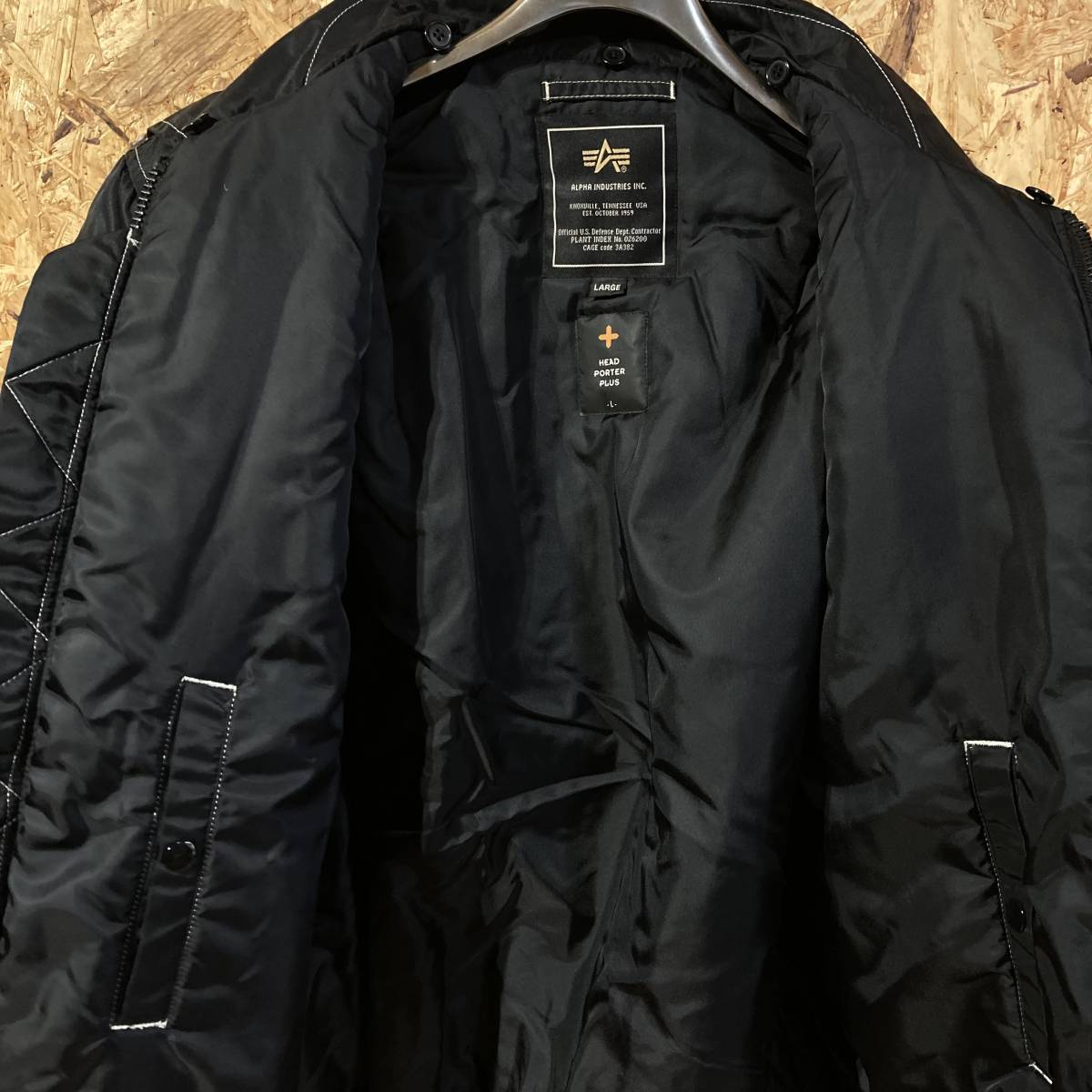 HEAD PORTER PLUS ALPHA INDUSTRIES B-15 L コラボ 別注 限定 アルファ フライト ジャケット パンチング レザー_画像3