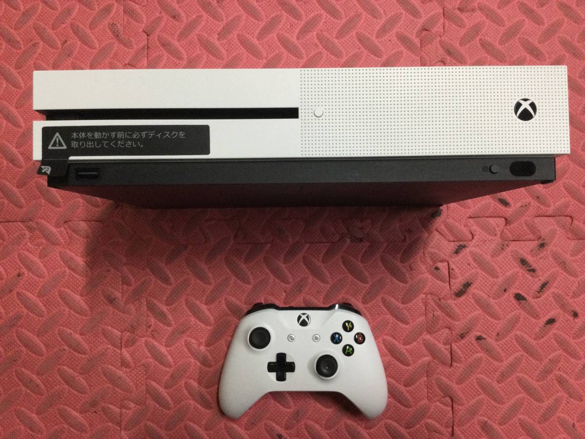 GN3926/100/0】動作確認済☆Xbox One S (500GB)☆MODEL-1681☆本体