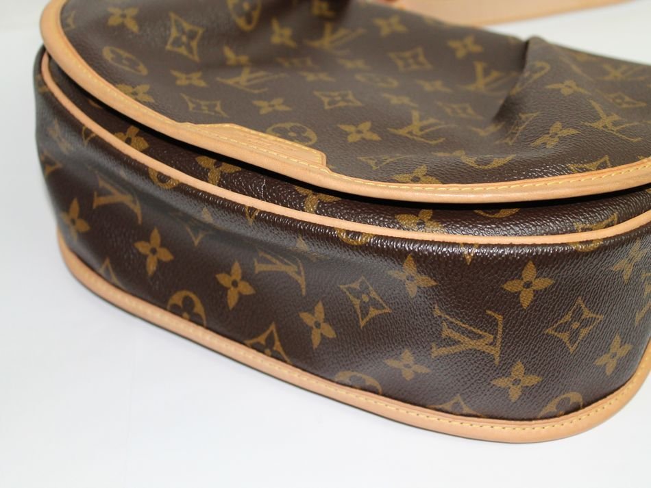 訳あり良品 LOUIS VUITTON メニルモンタンPM モノグラム M40474 ショルダーバッグ 斜め掛け 肩掛け レディースバッグ 女性用 ルイヴィトン_画像4