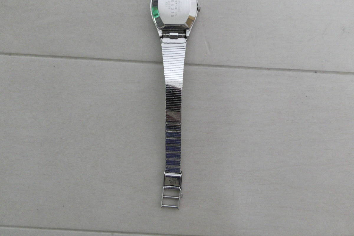 【送料無料】CITIZEN シチズン レディース クォーツ 腕時計 シルバー WGP 稼働品_画像8