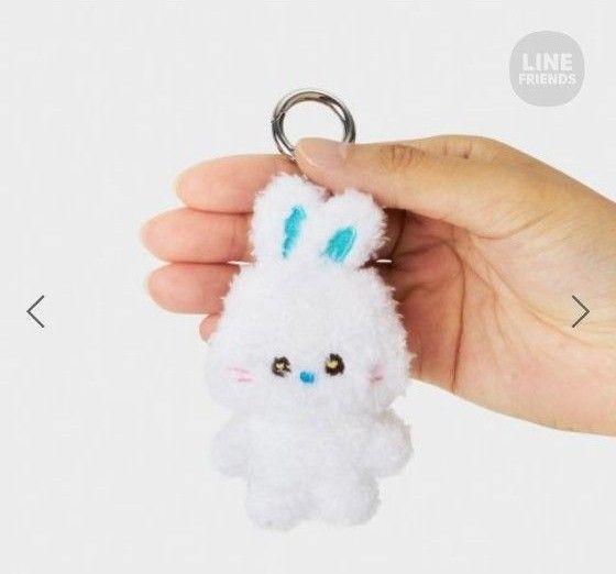 NewJeans x Line Friends POP-UP STORE Bunny Doll keyring白　ヘリン