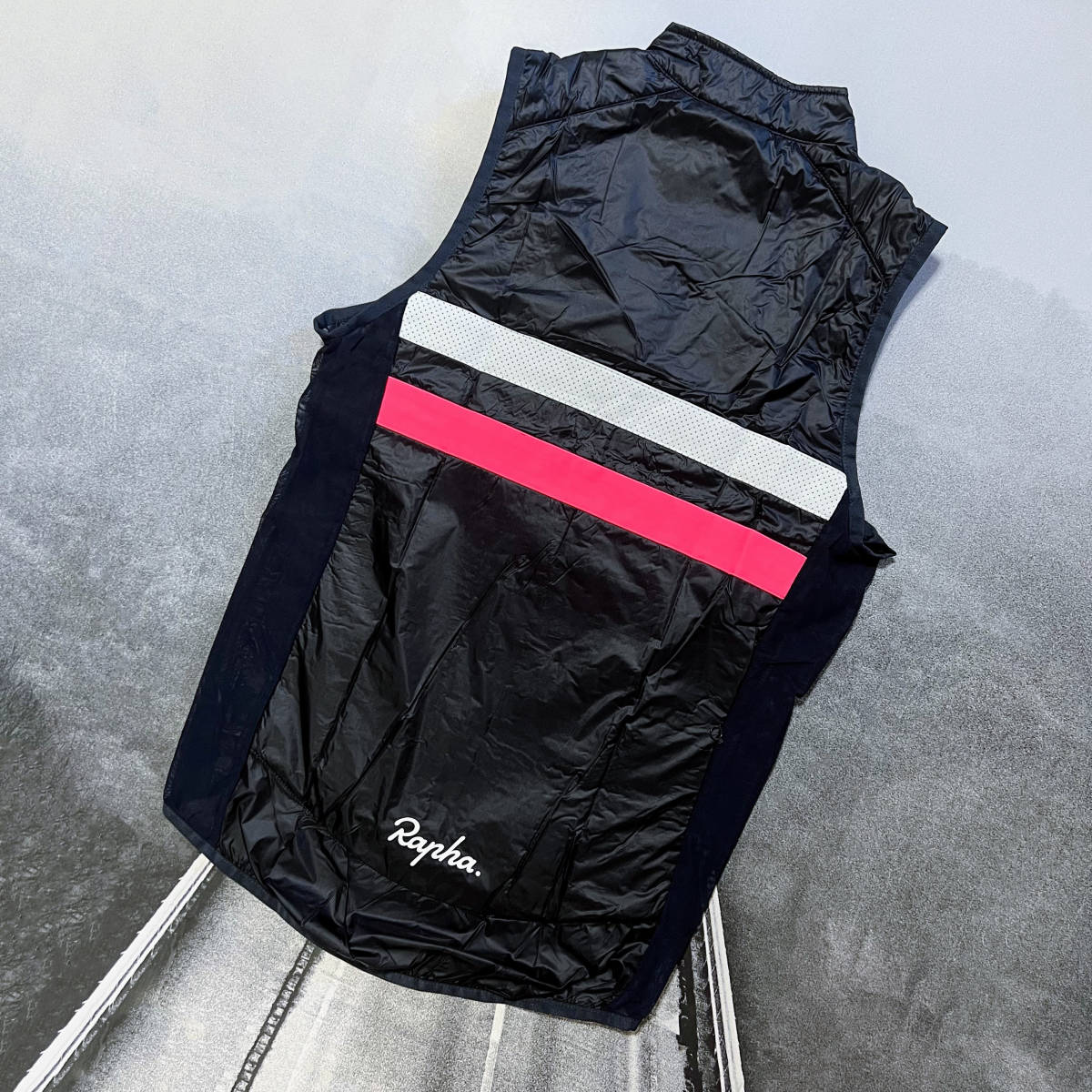 春先取りの 新品 Rapha ベスト ジレ インサレーティッド ブルベ メンズ