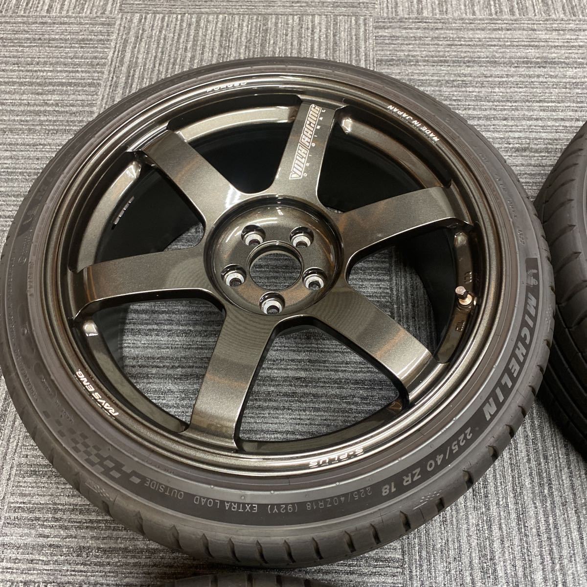 超美品 GR86 BRZ 86 ZN6 ZN8 ZC6 ZD8 TE37 SAGA 18インチ 9J +39 5穴 PCD100 ミシュラン パイロットスポーツ5 225/40R18 235/40R18_画像3