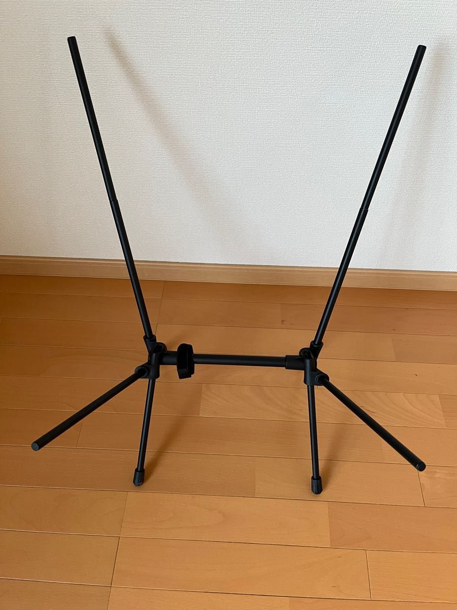 アウトドアチェア コンパクト 折りたたみチェア Chair 迷彩柄ミリタリー　未使用品　キャンプ