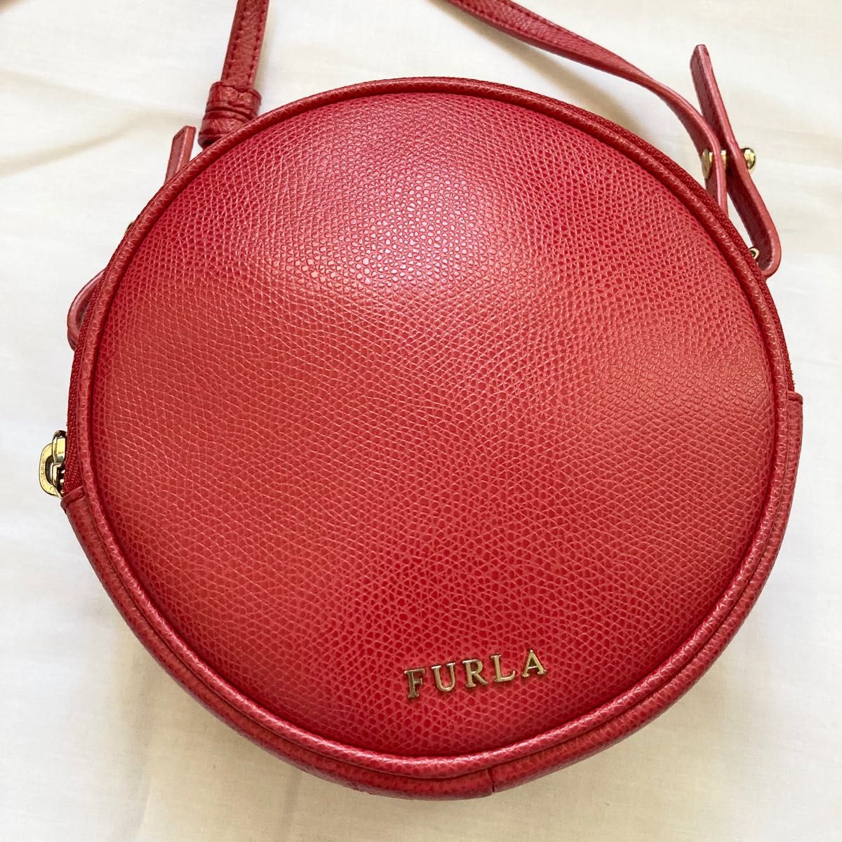 ■高級感■希少　FURLA フルラ ショルダーバッグ　レザー　レッド　赤