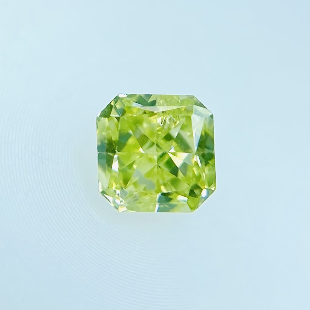 珍しい FANCY INTENSE YELLOW GREEN 0.255ct SQ/RT2278/CGL