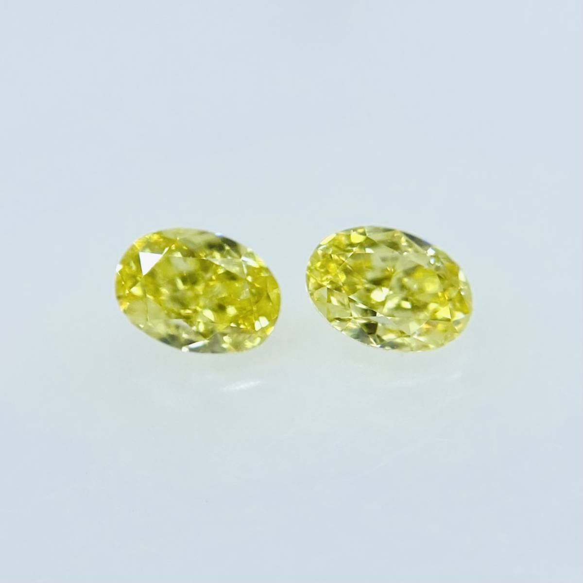 FANCY INTENSE YELLOW 0.145ct＆0.150ct/OV/RT2285/CGL