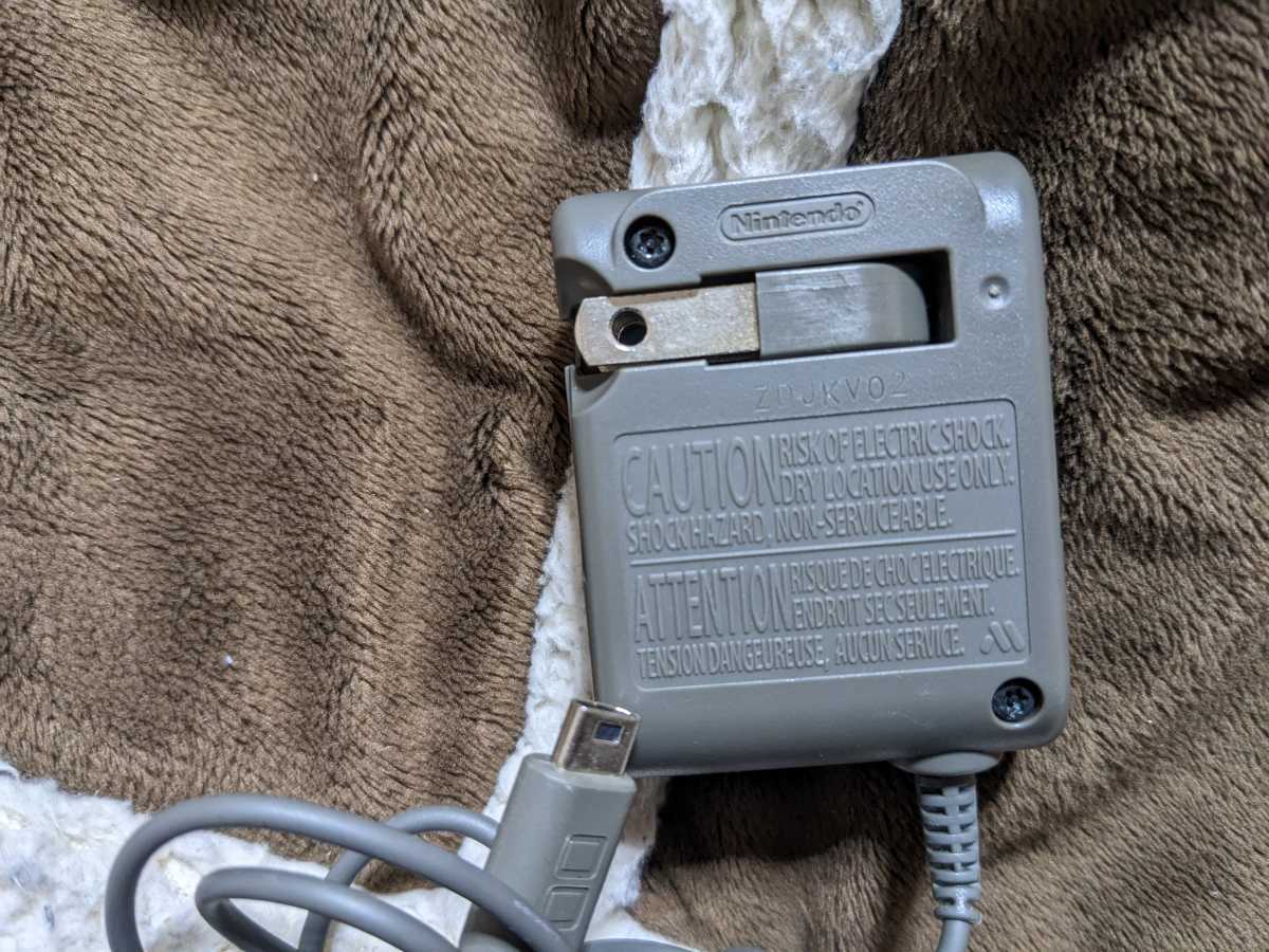 匿名配送 美品 ニンテンドーDS Lite 用 純正 ACアダプタ 充電器 匿名配送 美品 ニンテンドーDS Lite 用 純正 ACアダプタ 充電器