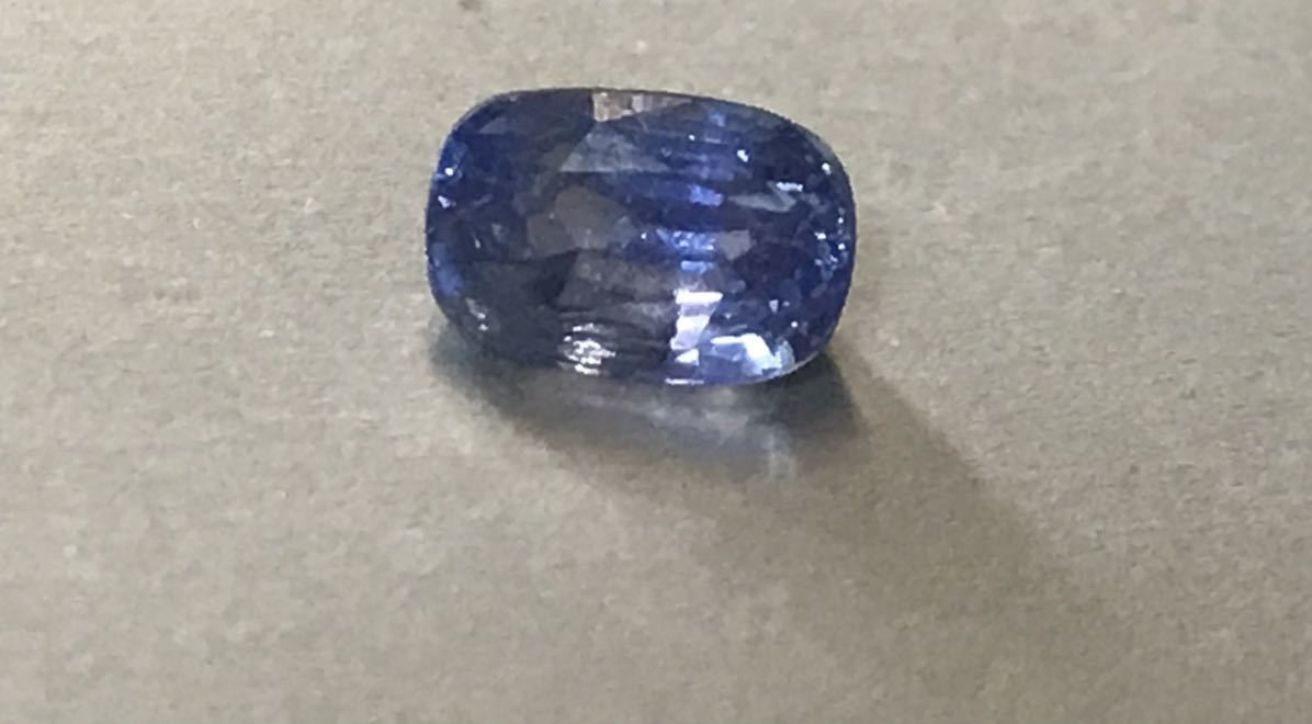 【本物保証】天然ブルー サファイア 1.30Ct 鑑別付き Sapphire 宝石 未使用 GEMSTONE スリランカ産 パワーストーン Corundum ジェム