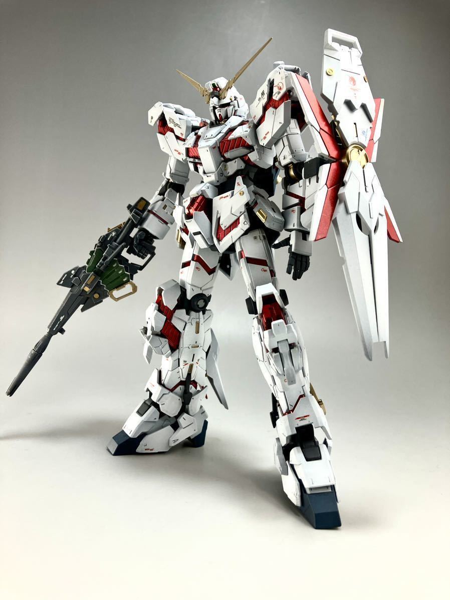 【全塗装済み 完成品】RG 1/144 RX-0ユニコーン ガンダム / 機動戦士ガンダムUC(ユニコーン) ガンプラ バンダイ