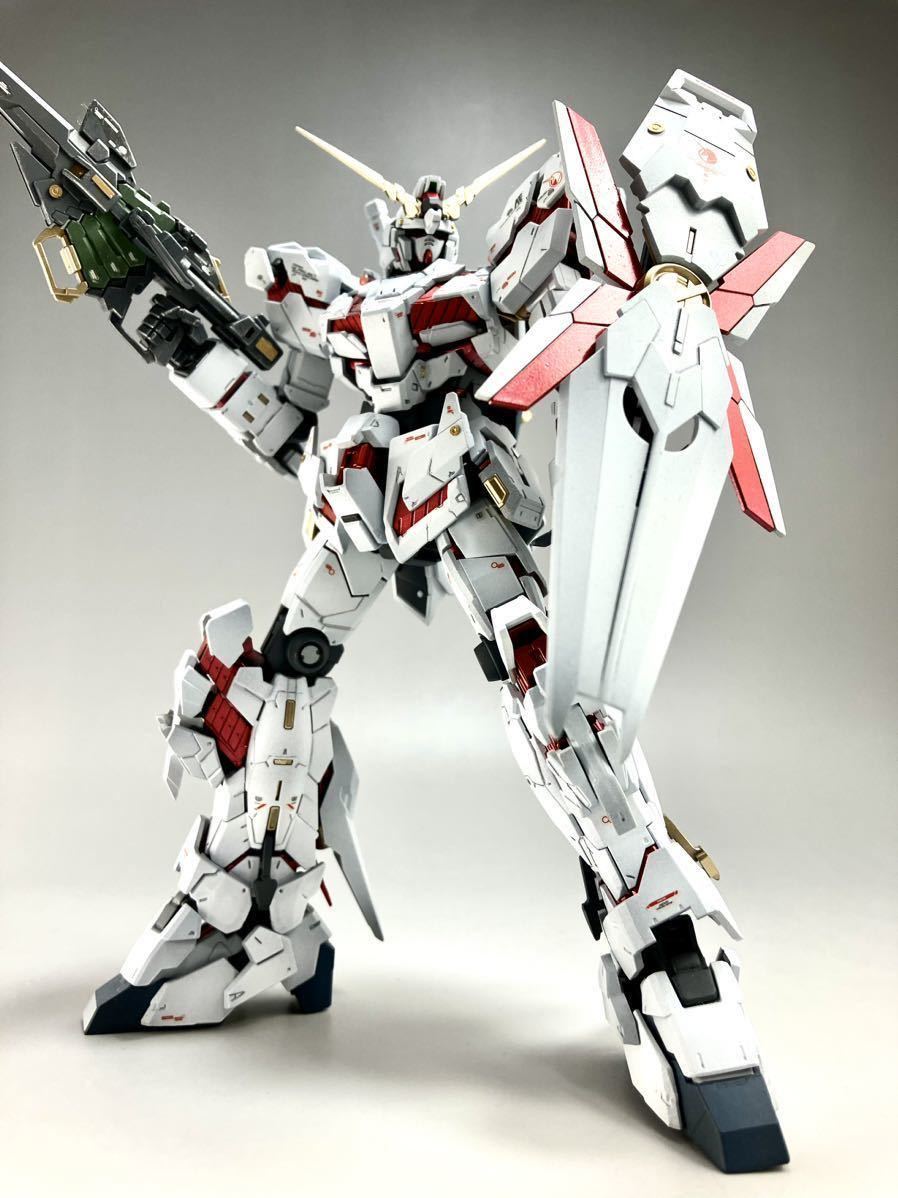 【全塗装済み 完成品】RG 1/144 RX-0ユニコーン ガンダム / 機動戦士ガンダムUC(ユニコーン) ガンプラ バンダイ