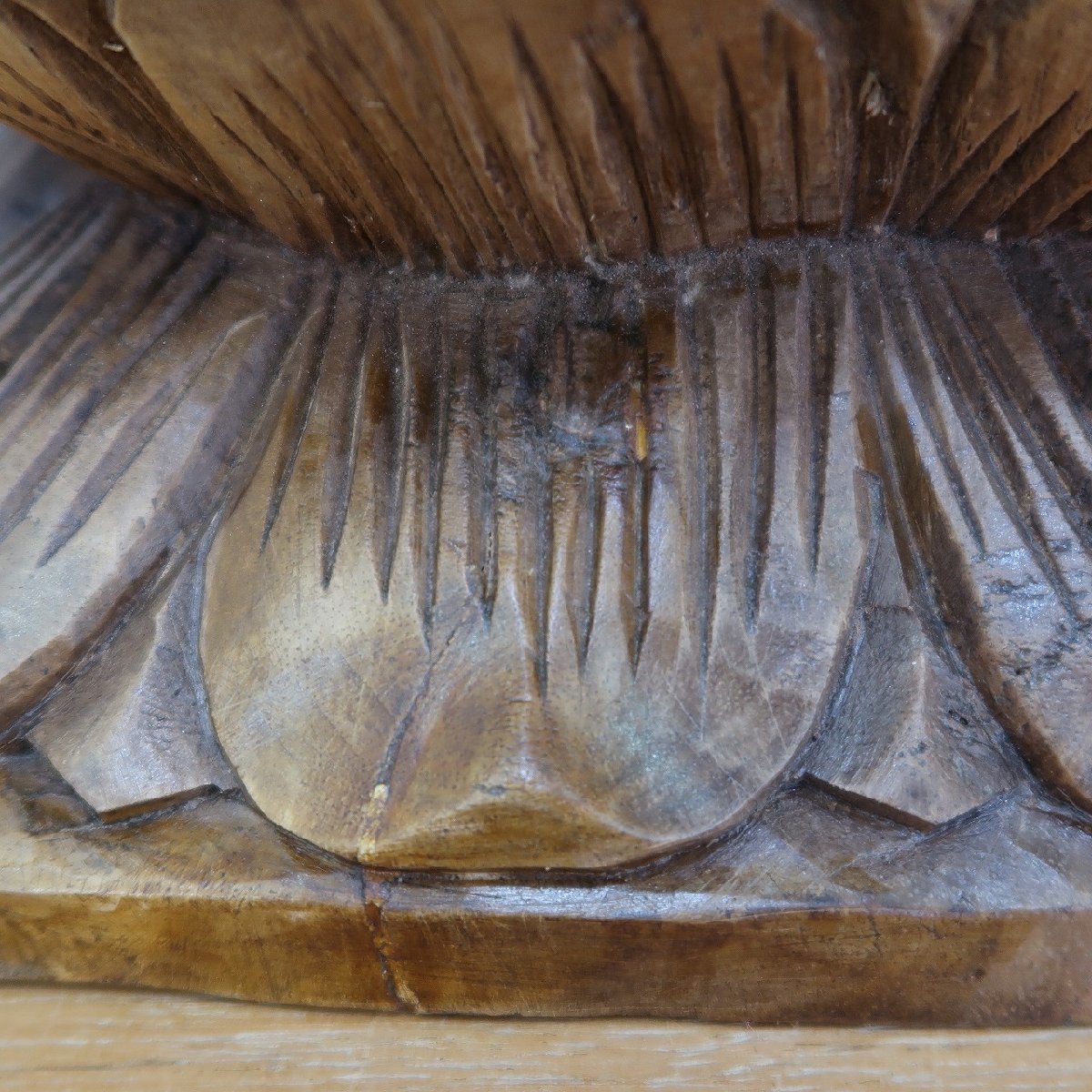 ブッダの木彫り 立像 合掌 80cm スワール無垢材 木製仏像 ブッダオブジェ 仏陀 釈迦 観音菩薩 置物 置き物 080776_画像10