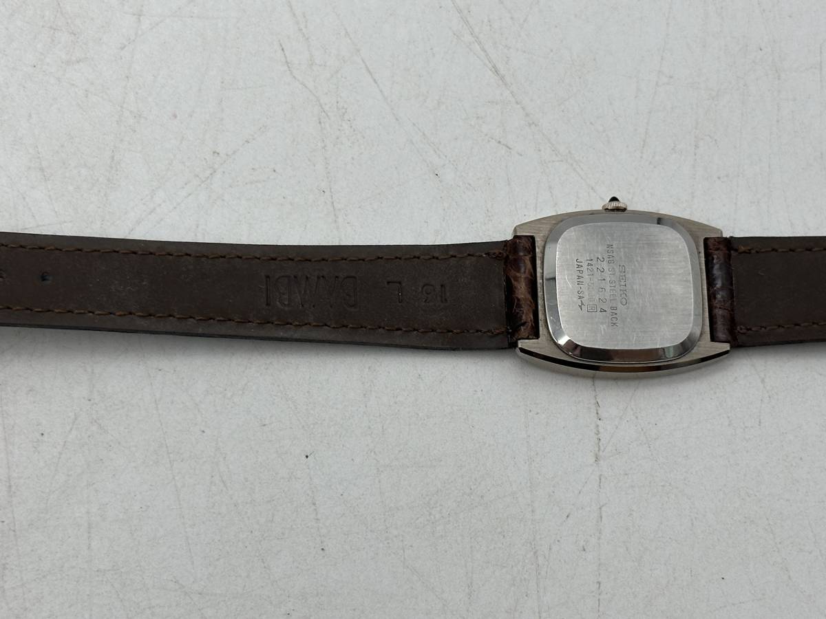 SEIKO セイコー　本物　エクセリーヌ　スクエア型ケース　1421-5300　レディース腕時計　稼働品_画像9
