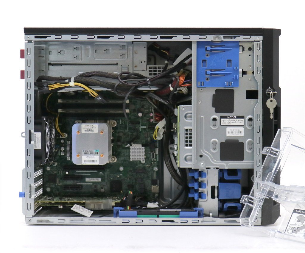 hp ProLiant ML30 Gen9 Xeon E3-1240 v5 3.5GHz 8GB 2TBx2台(NAS用SATA3.5インチ/RAID1構成) DVD+-RW AC*2 SmartArray P440 小難_画像3